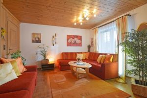 ellmau-appartement-joechl-wohnzimmer.jpg